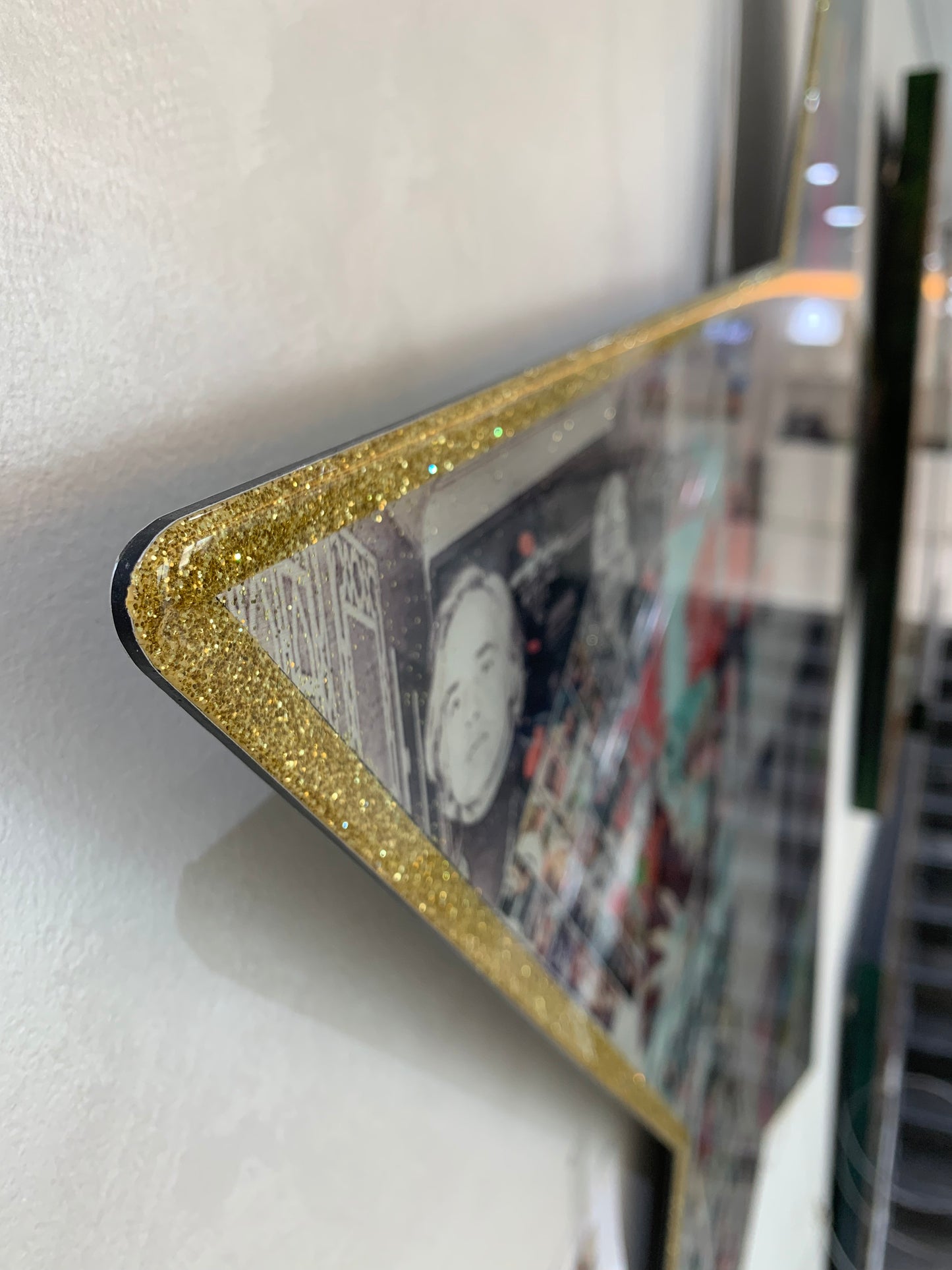 Van apple art star painting